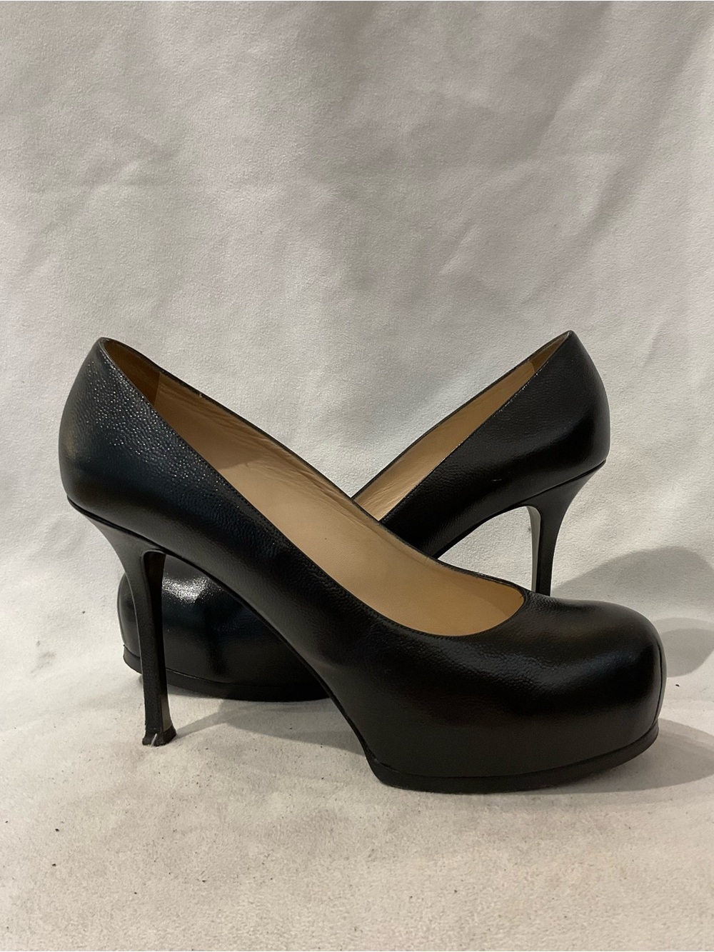 YSL Pumps - Picture 1 of 6
